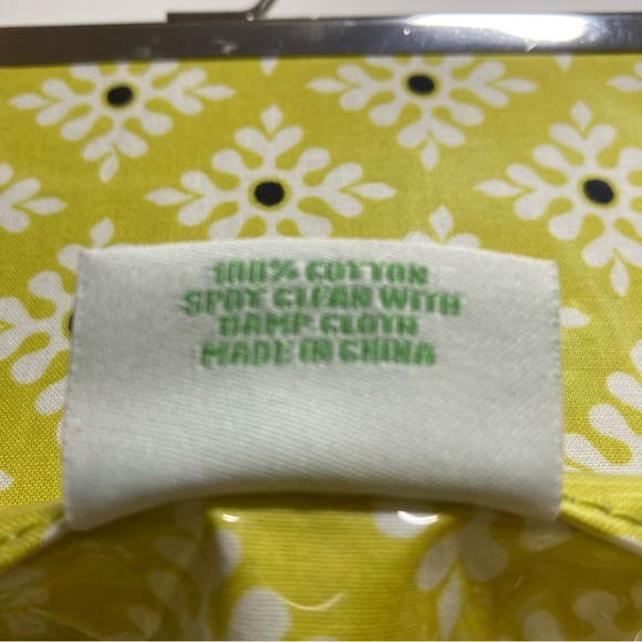 Vera Bradley Baroque Black Yellow Travel Kiss Lock Lined Cosmetic Makeup Bag - Picture 14 of 16